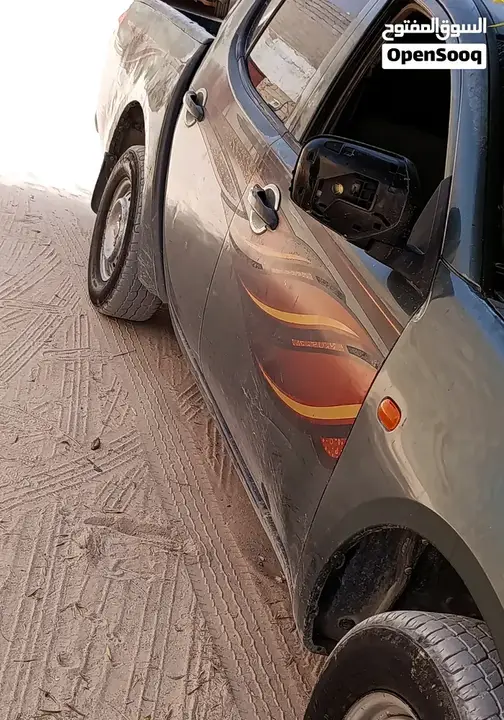 Mitsubishi L200 2008 photo 4