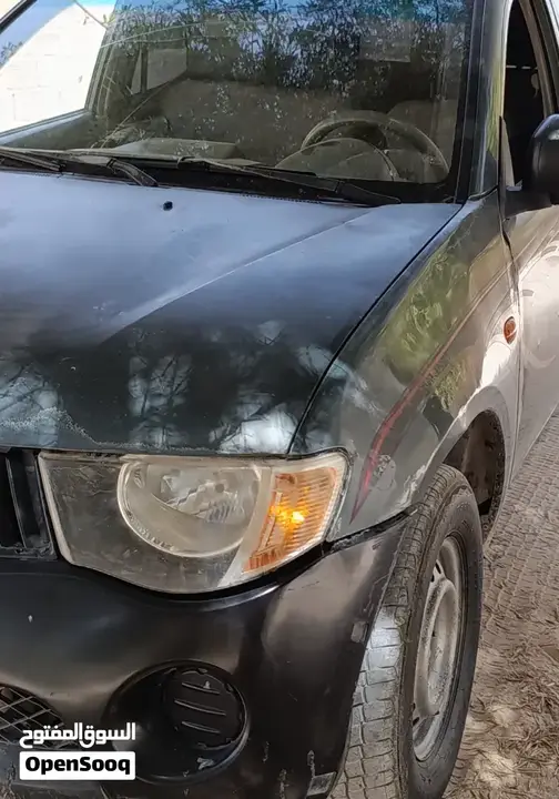 Mitsubishi L200 2008 photo 2