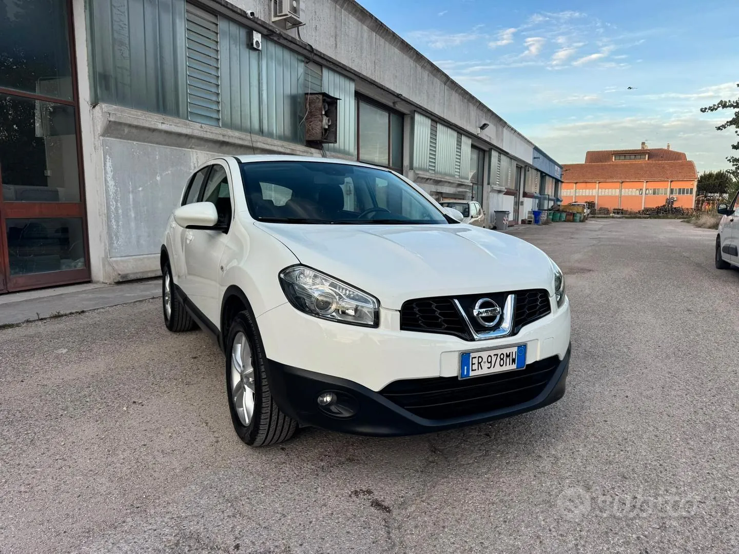 Nissan Qashqai 2013 photo 2