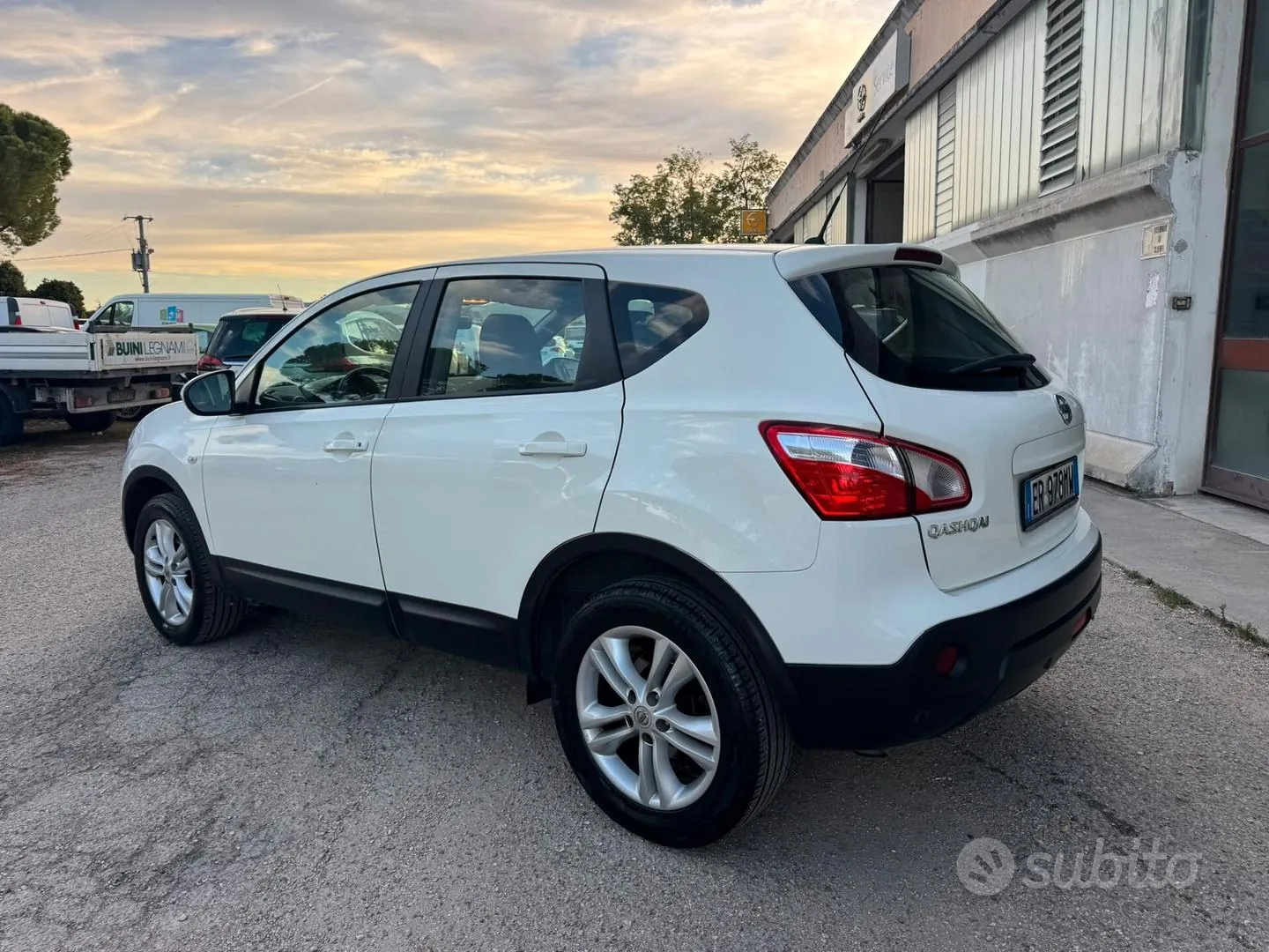 Nissan Qashqai 2013 photo 4