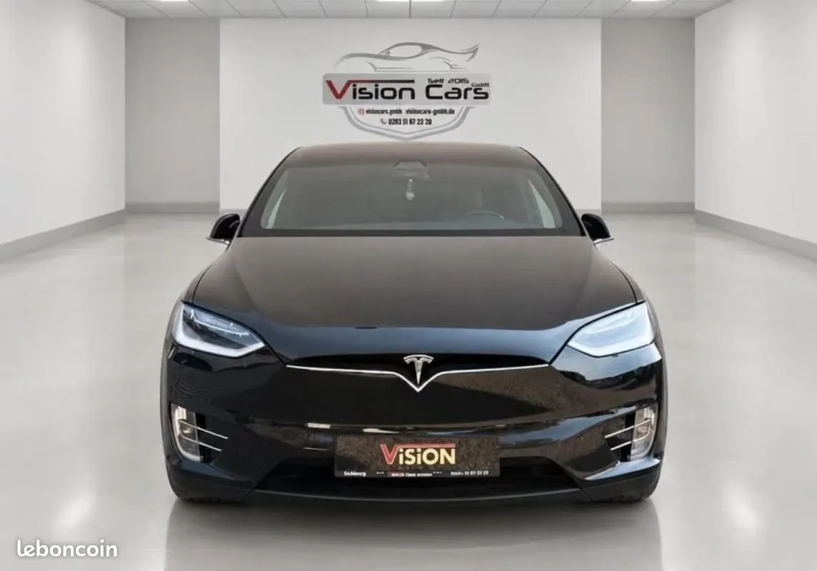 Tesla Model X 2017 photo 3