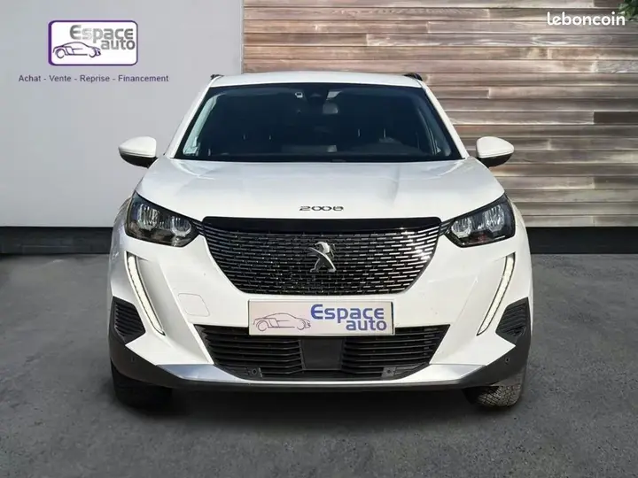Peugeot 2008 2020 photo 5