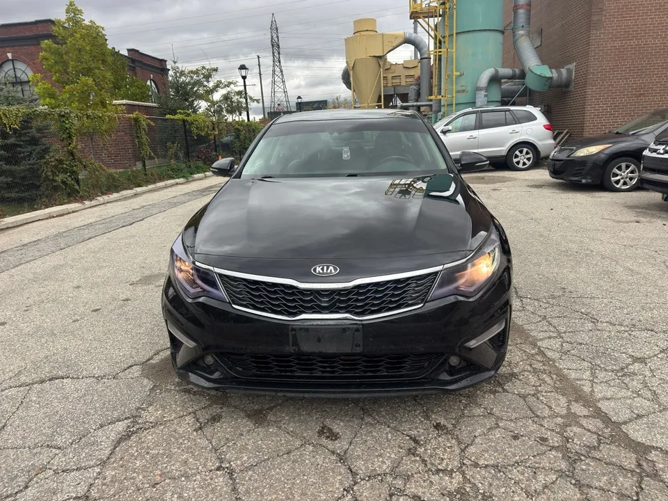 Kia Optima 2020 photo 2