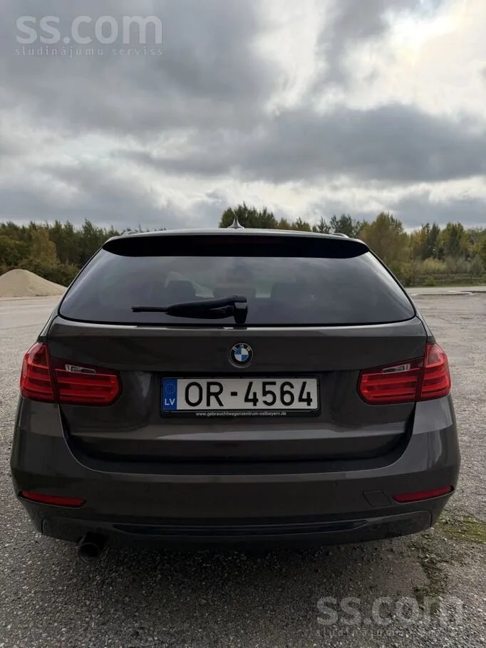 BMW 318 2015 photo 4