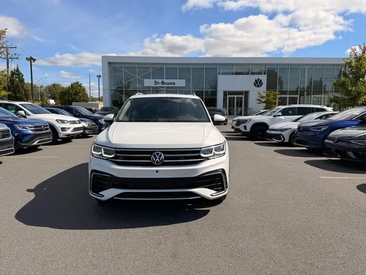 Volkswagen Tiguan 2022 photo 2