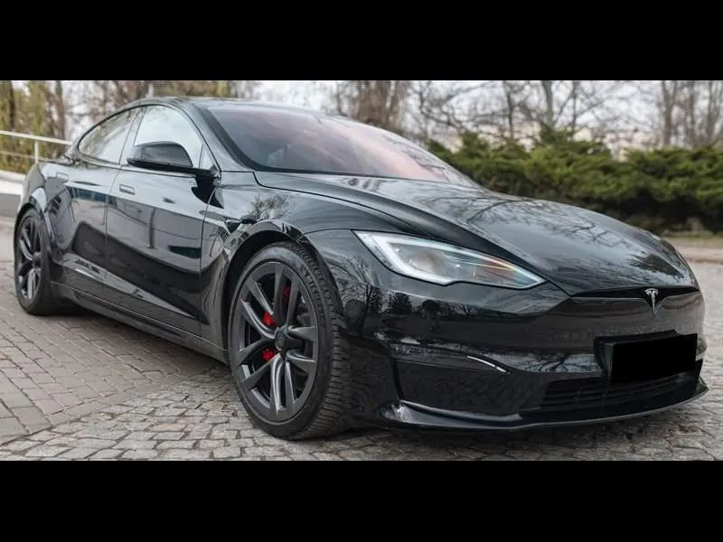 Tesla Model S 2024 photo 2