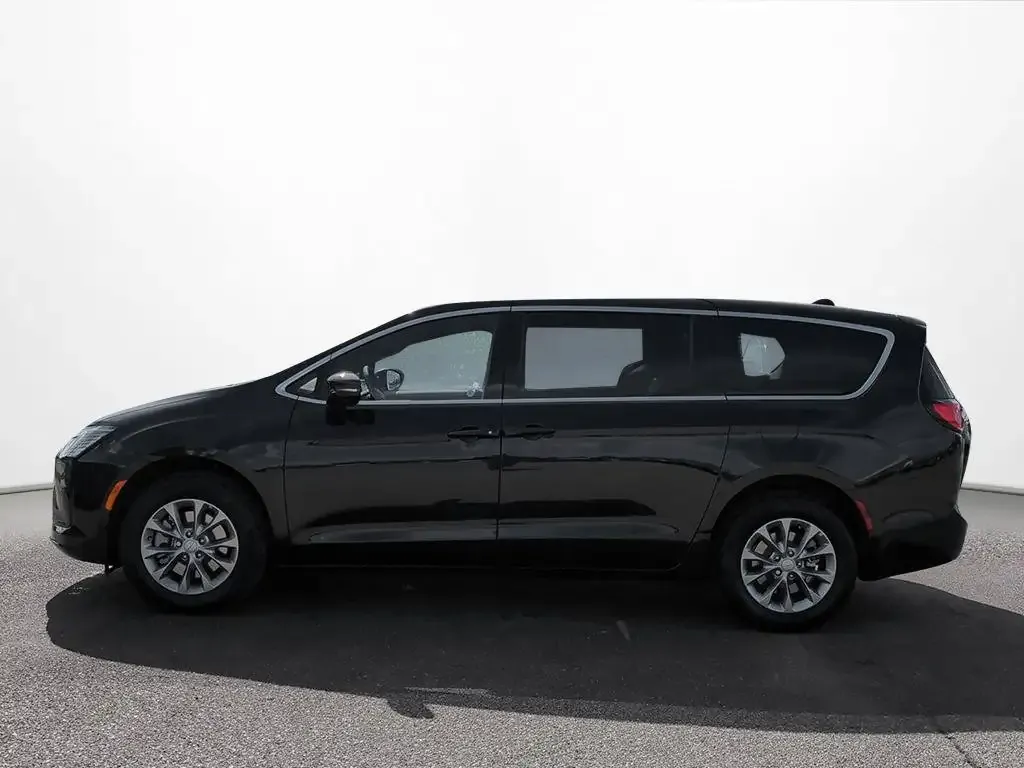 Chrysler Pacifica 2027 photo 2