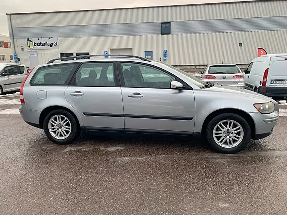 Volvo V50 2006 photo 2