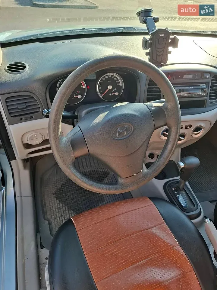 Hyundai Accent 2008 photo 5