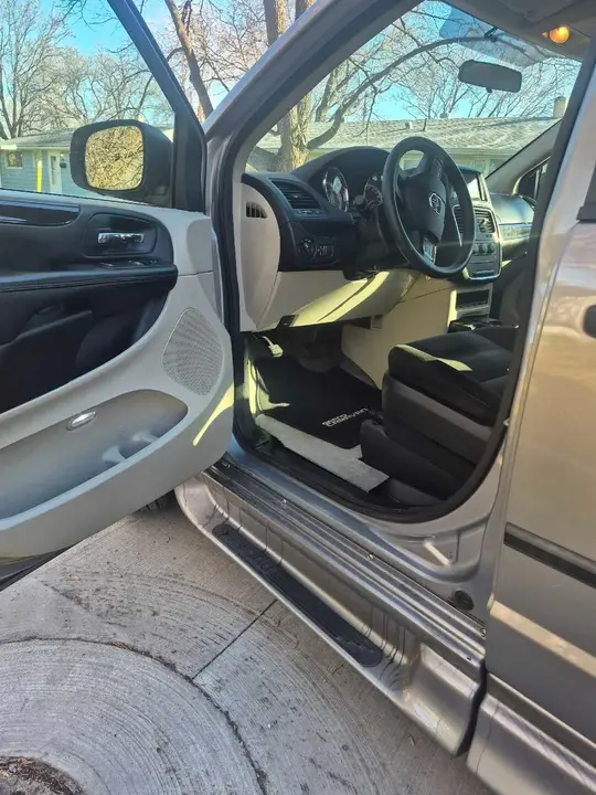 Dodge Grand Caravan 2015 photo 5