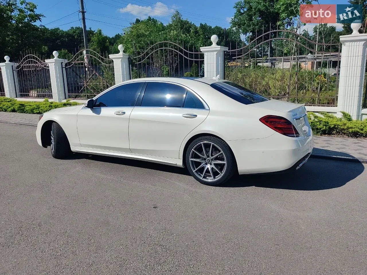 Mercedes-Benz S-Class 2017 photo 3