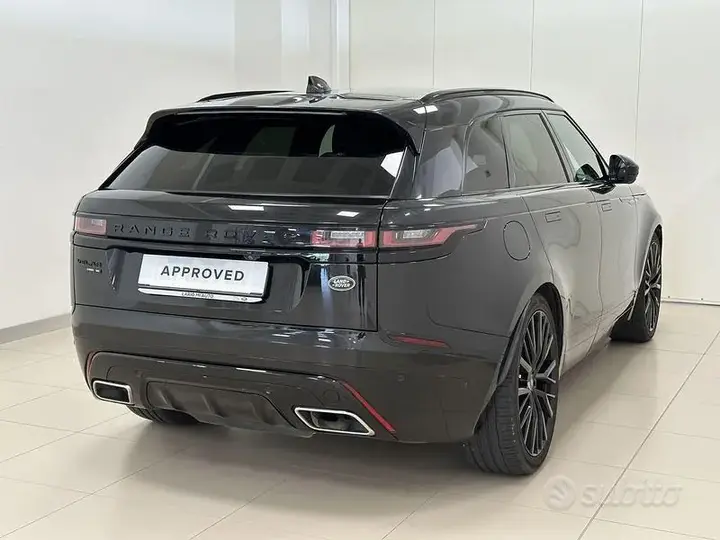 Land Rover Velar 2022 photo 2