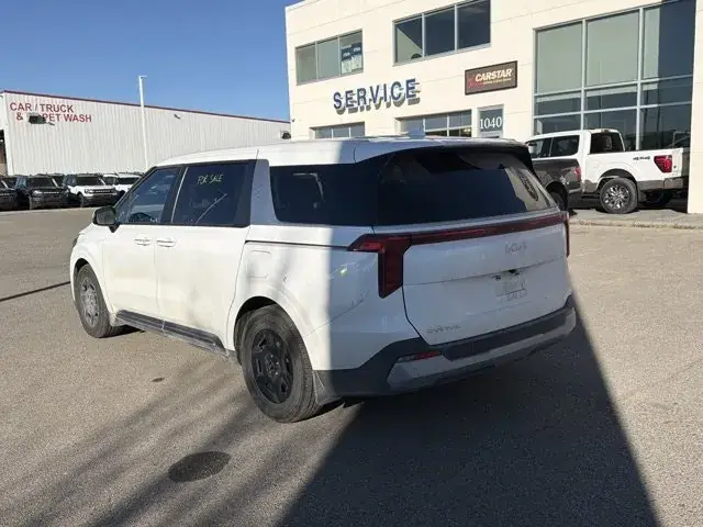 Kia Carnival 2025 photo 2