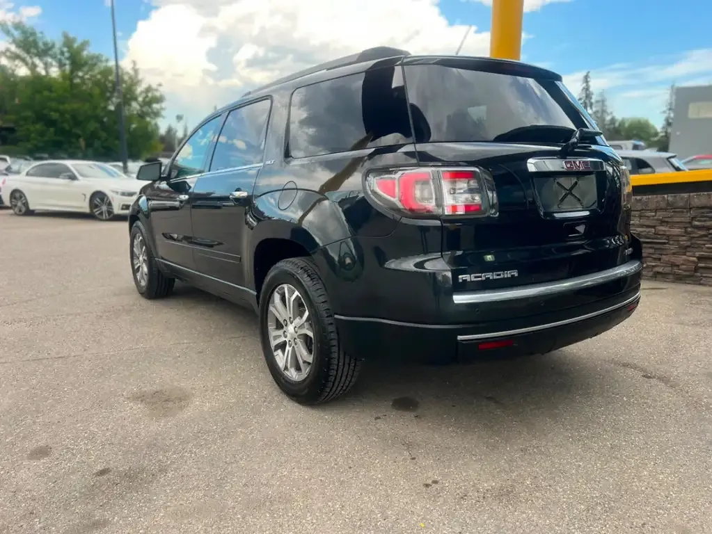 GMC Acadia 2013 photo 3