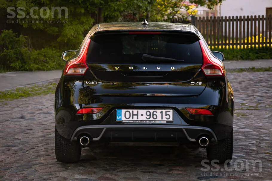 Volvo V40 2017 photo 4