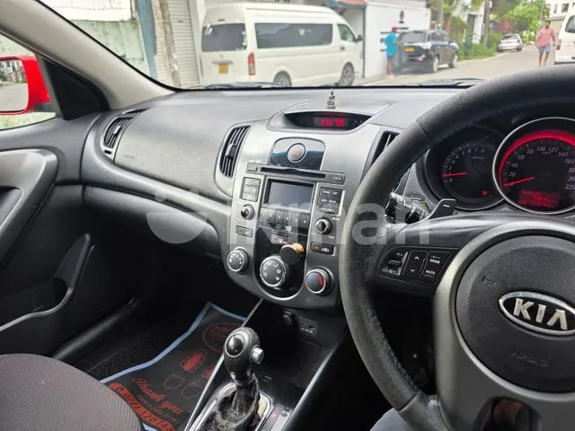Kia Cerato 2011 photo 5