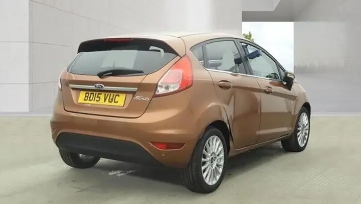 Ford Fiesta 2015 photo 3
