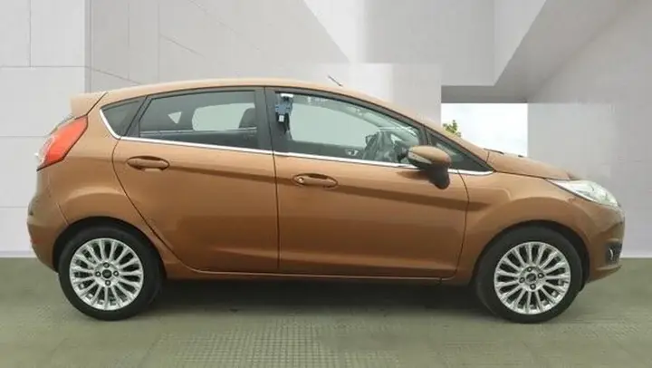 Ford Fiesta 2015 photo 4