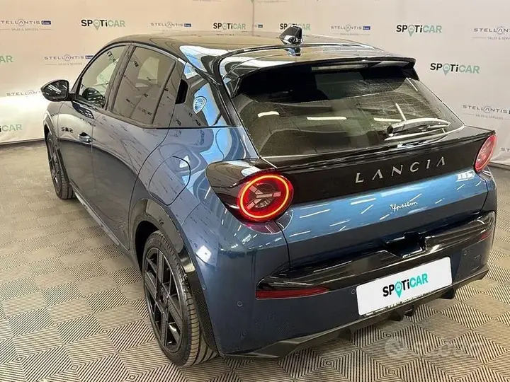 Lancia Ypsilon 2024 photo 3