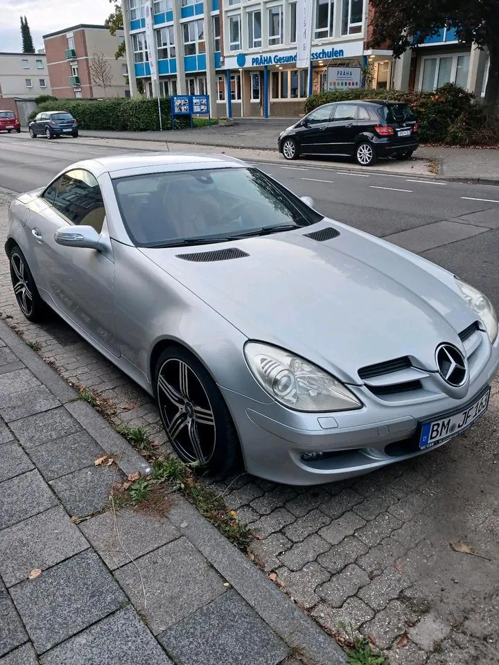 Mercedes-Benz Slk200