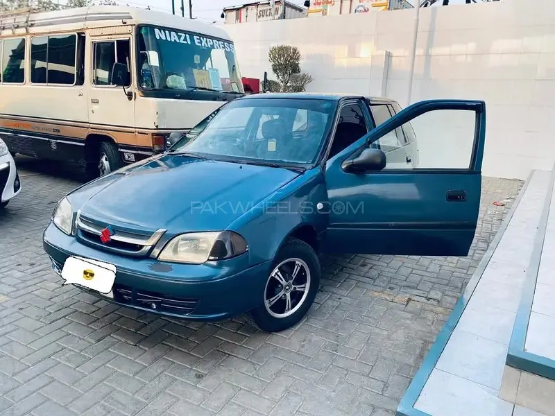 Suzuki Cultus