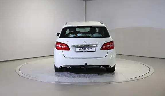 Mercedes-Benz B 180 D 2015 photo 4