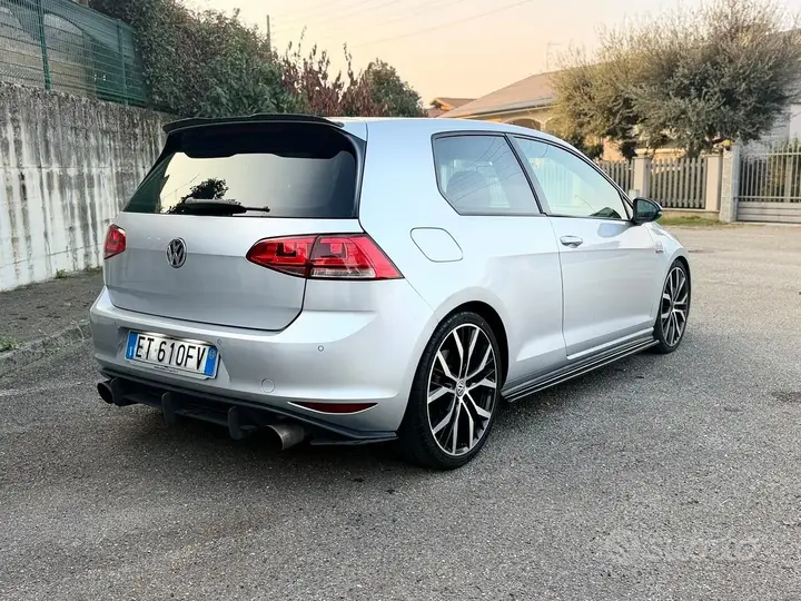 Volkswagen Golf 2013 photo 3