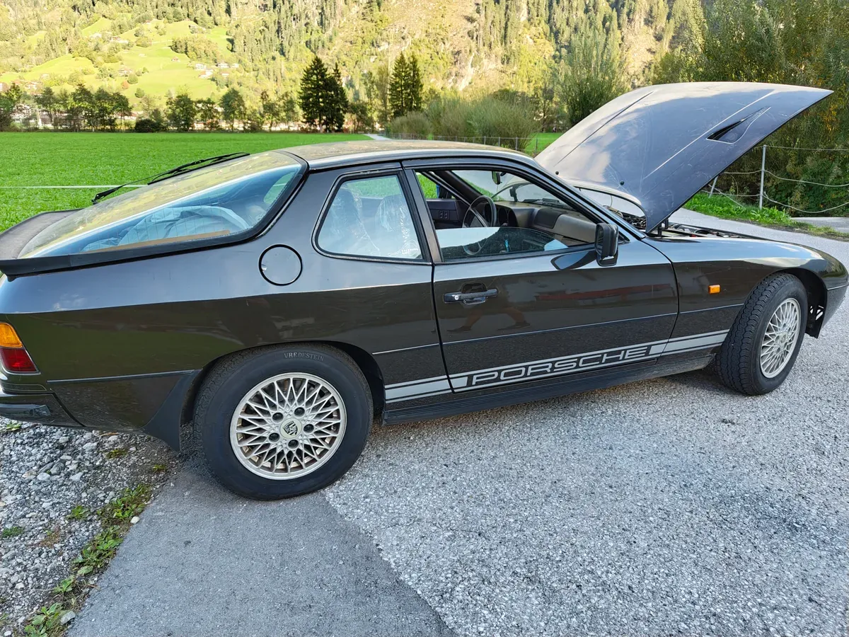 Porsche 924 1980 photo 3