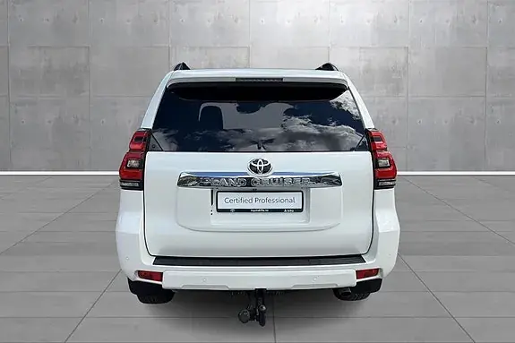 Toyota Land Cruiser 2022 photo 5