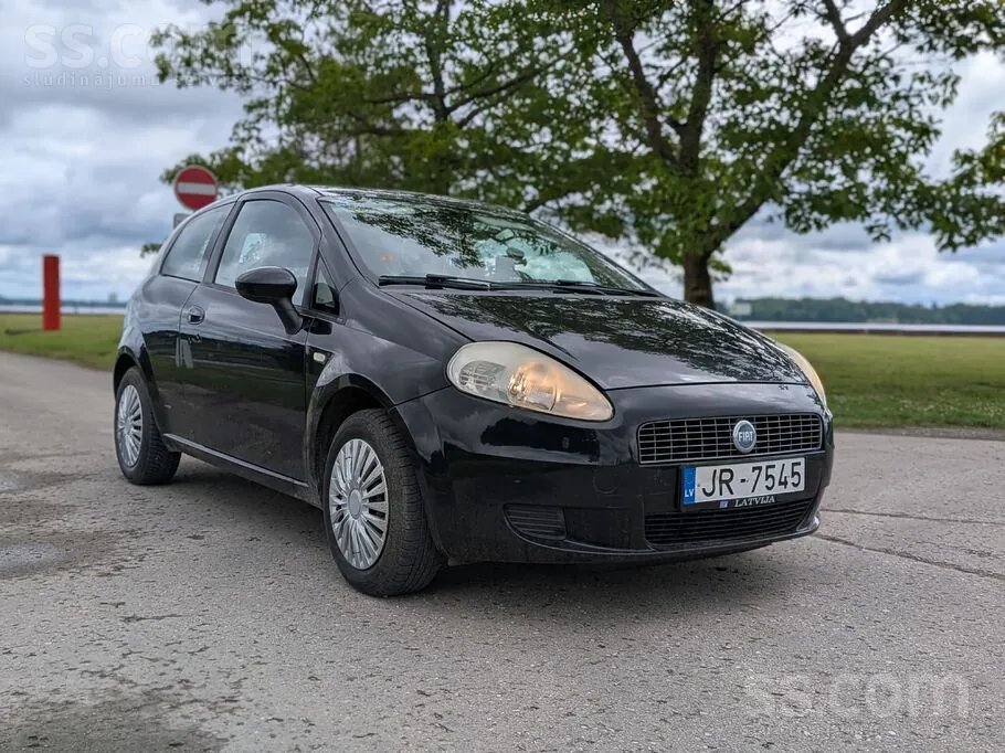 Fiat Grande Punto 2007 photo 4