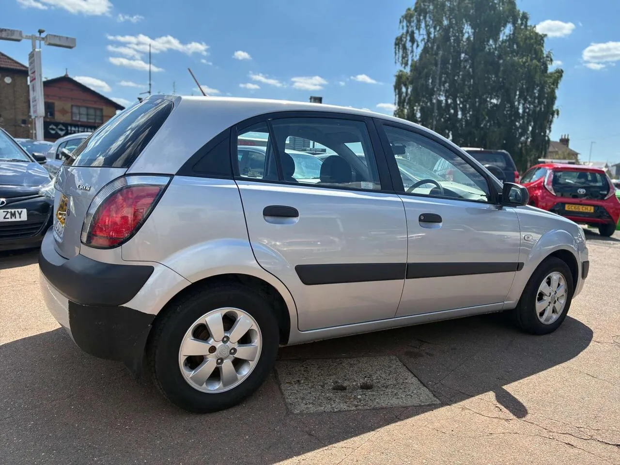 Kia Rio 2009 photo 4