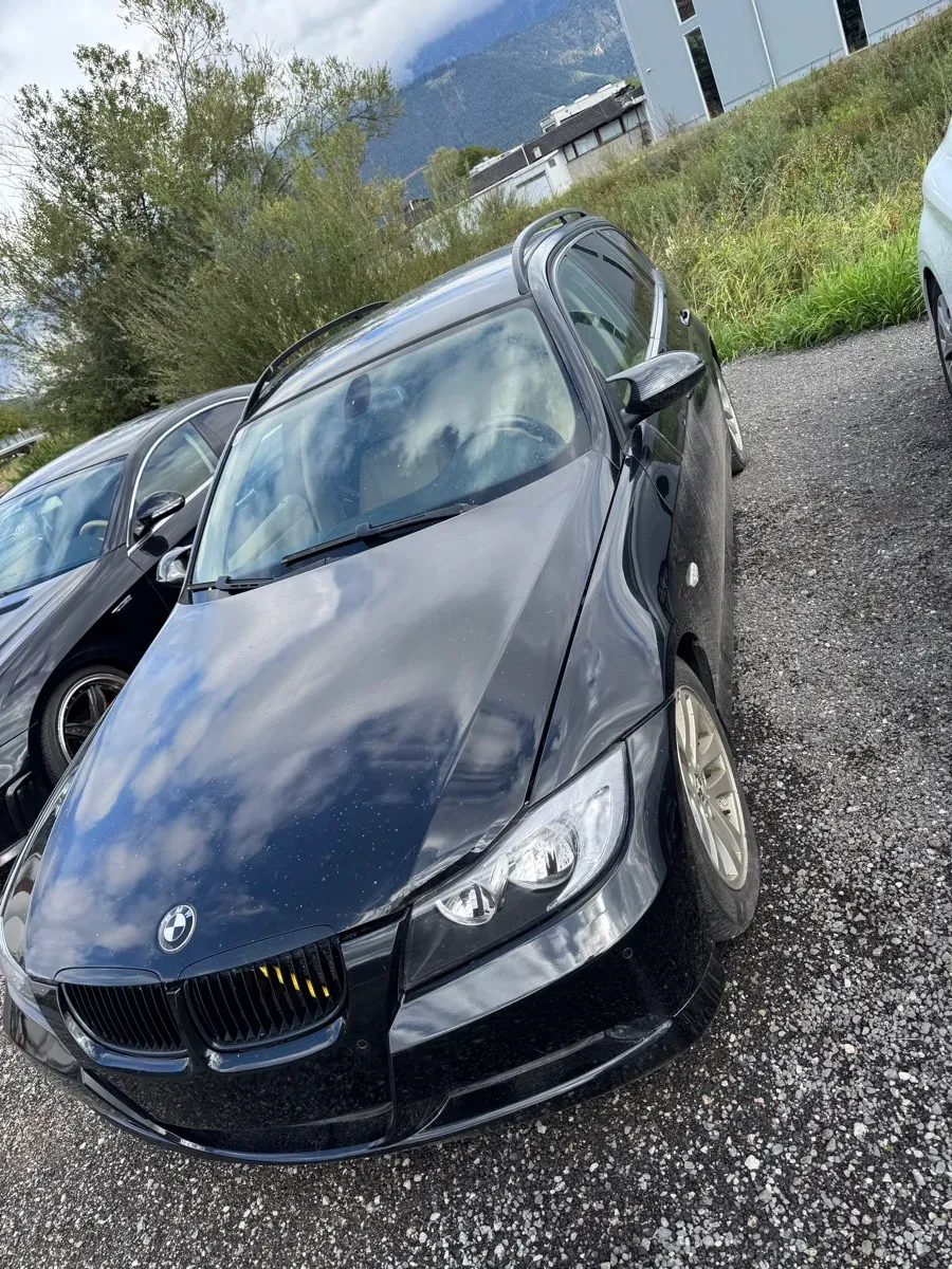BMW 3 Series 2008 photo 2