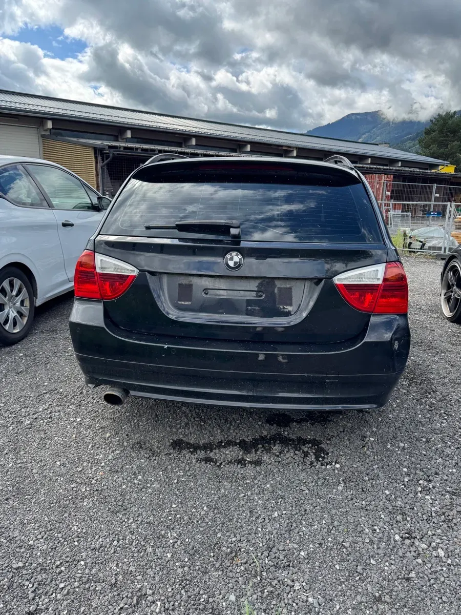 BMW 3 Series 2008 photo 3