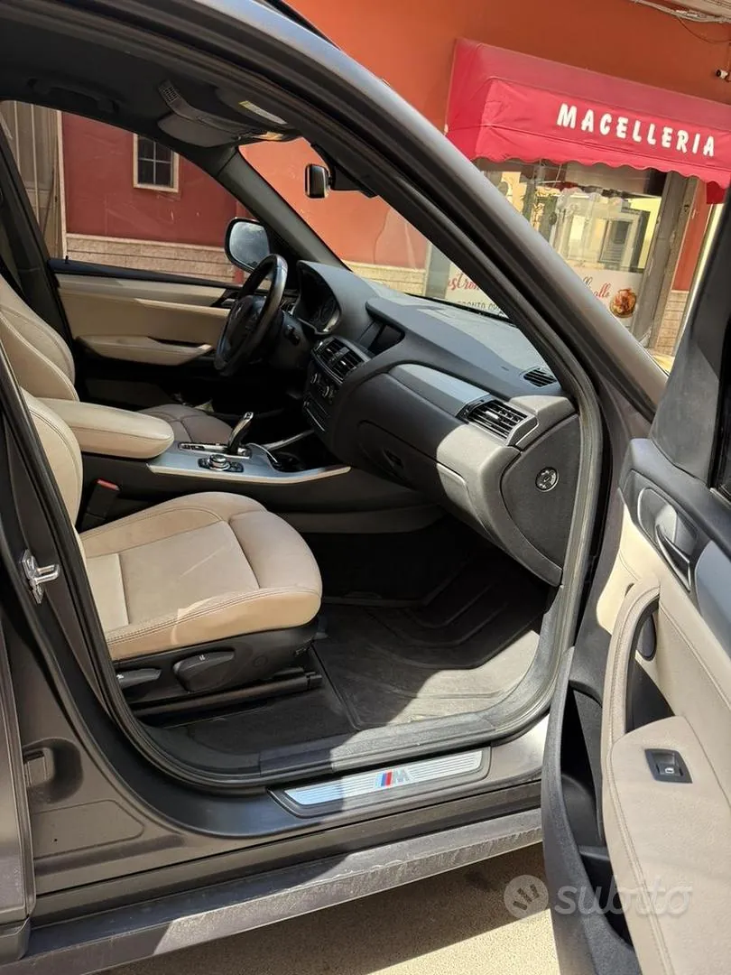BMW X3 2012 photo 2