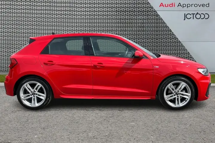 Audi A1 2022 photo 4