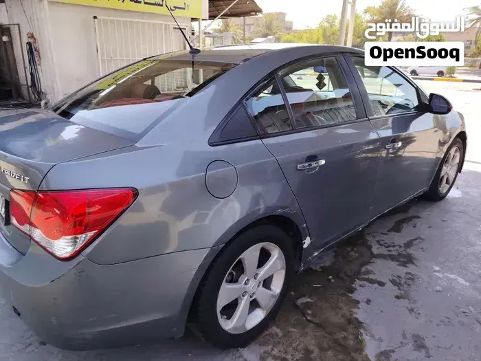 Chevrolet Cruze 2010 photo 3