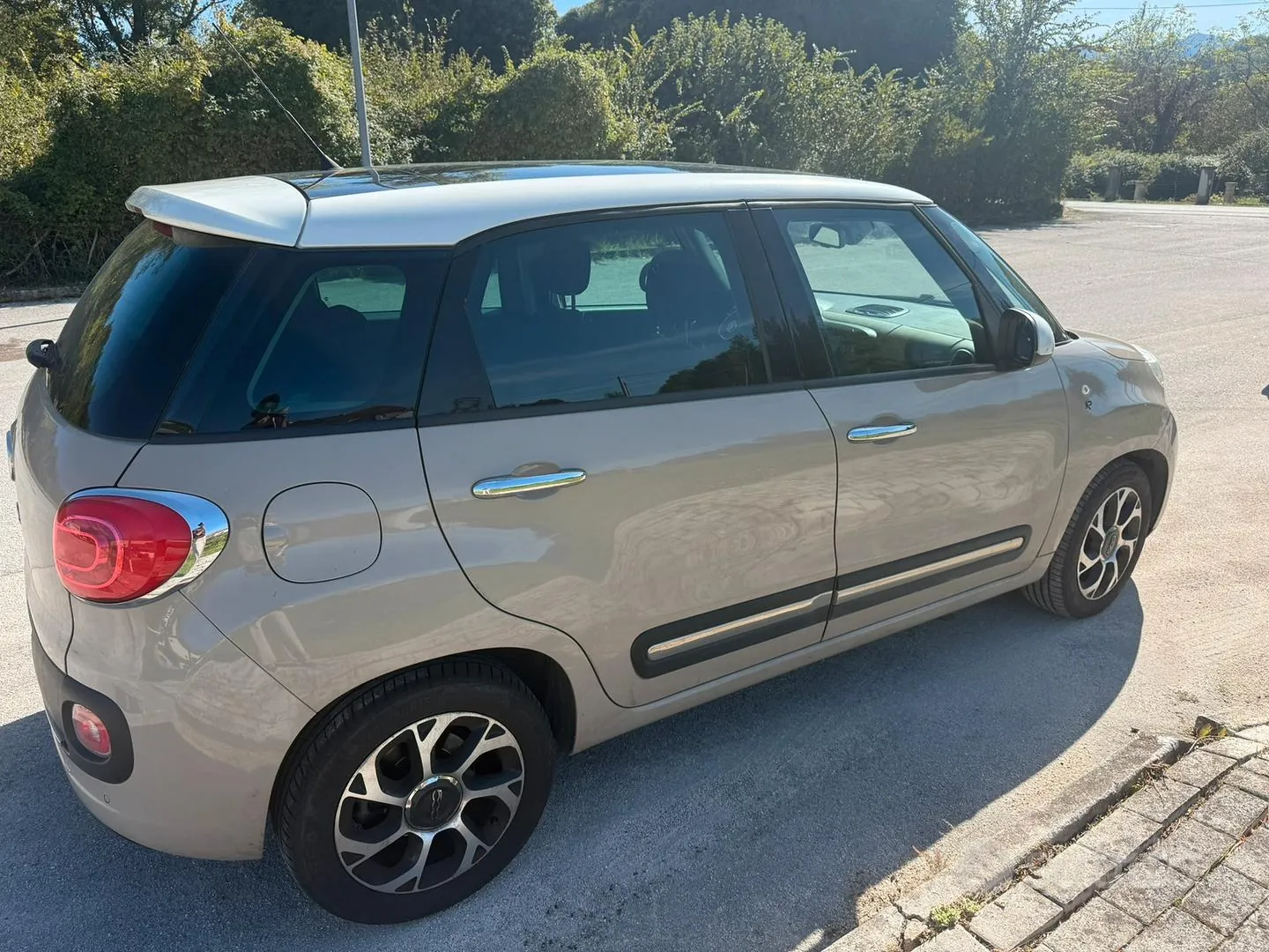 Fiat 500L 2017 photo 2