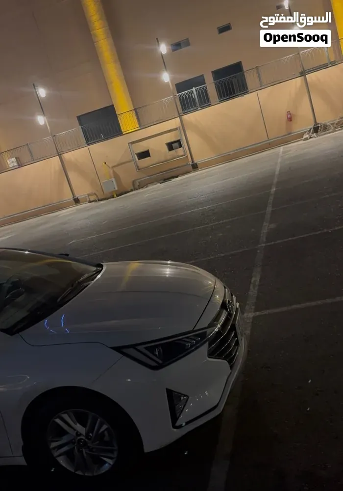 Hyundai Elantra 2020 photo 2