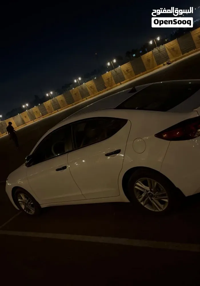 Hyundai Elantra 2020 photo 4
