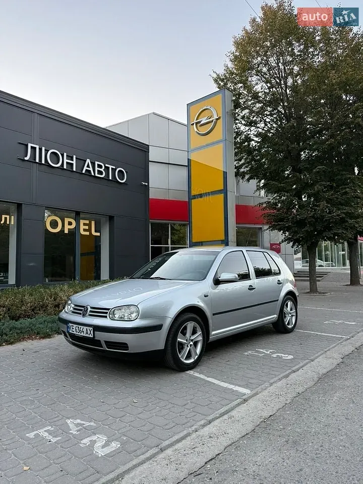 Volkswagen Golf 2002 photo 4