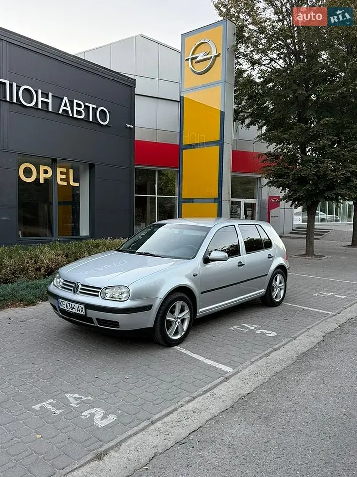 Volkswagen Golf 2002 photo 3