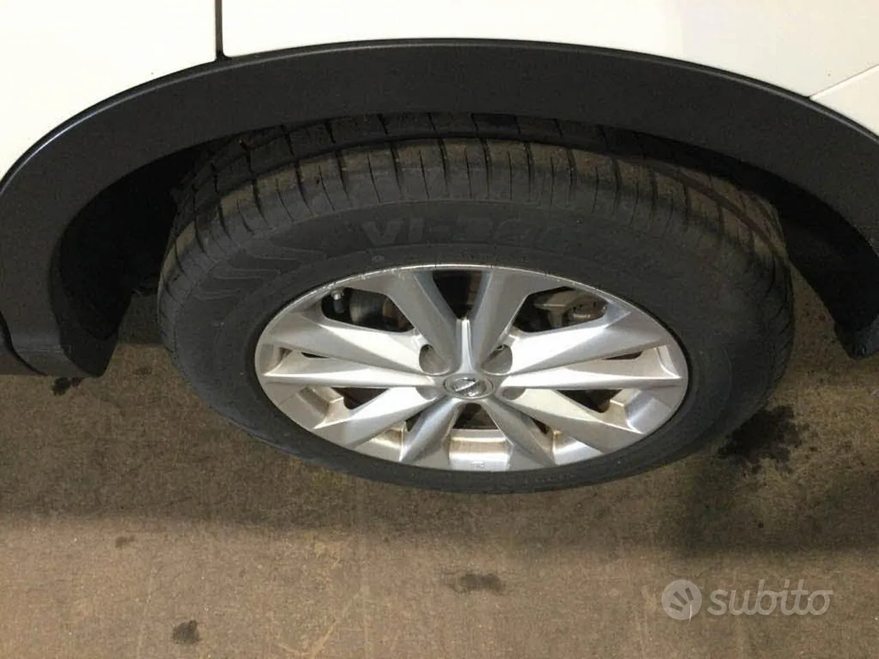 Nissan Qashqai 2015 photo 5