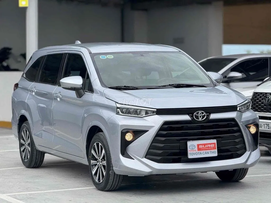 Toyota Avanza Premio 2023 photo 3
