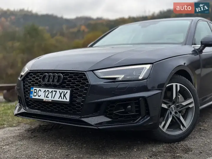 Audi A4 2017 photo 2