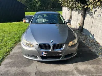 BMW 325I