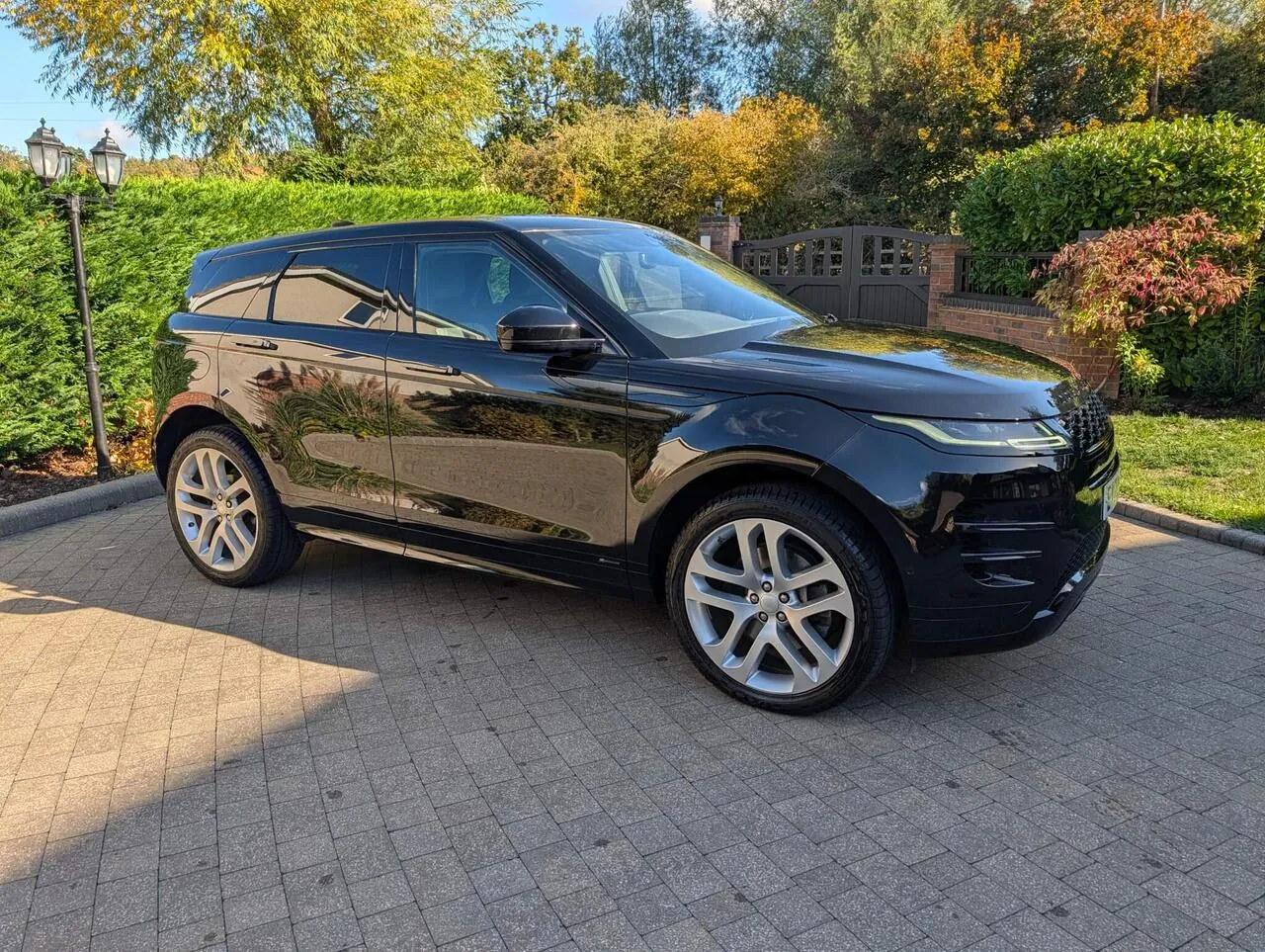 Land Rover Range Rover Evoque 2020 photo 2