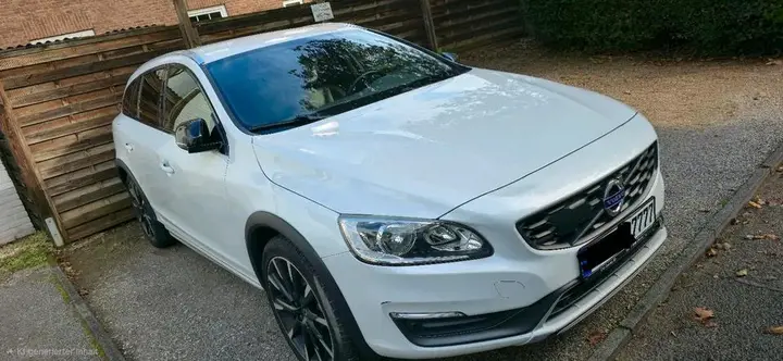 Volvo V60 Cross Country