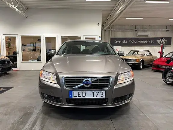 Volvo S80 2011 photo 2