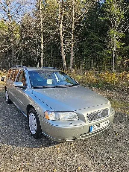 Volvo V70 2008 photo 2
