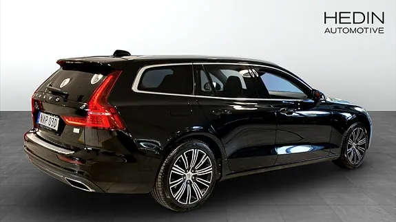 Volvo V60 2022 photo 2